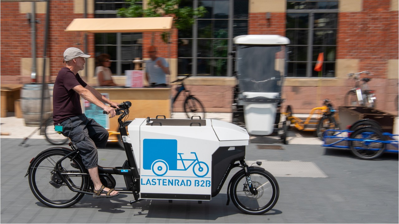 Lastenrad B2B Roadshow: Kommunale Mikromobilität mit Elektro-Lastenrädern für die Region